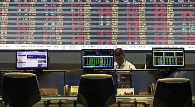 Bolsas da Europa fecham em queda, com comércio EUA-China no radar