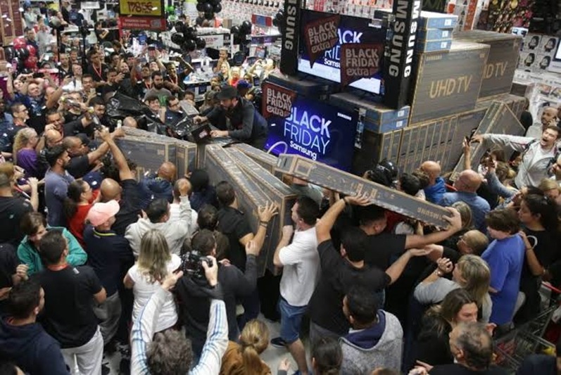 Varejo aposta nos eletroeletrônicos para Black Friday e Natal