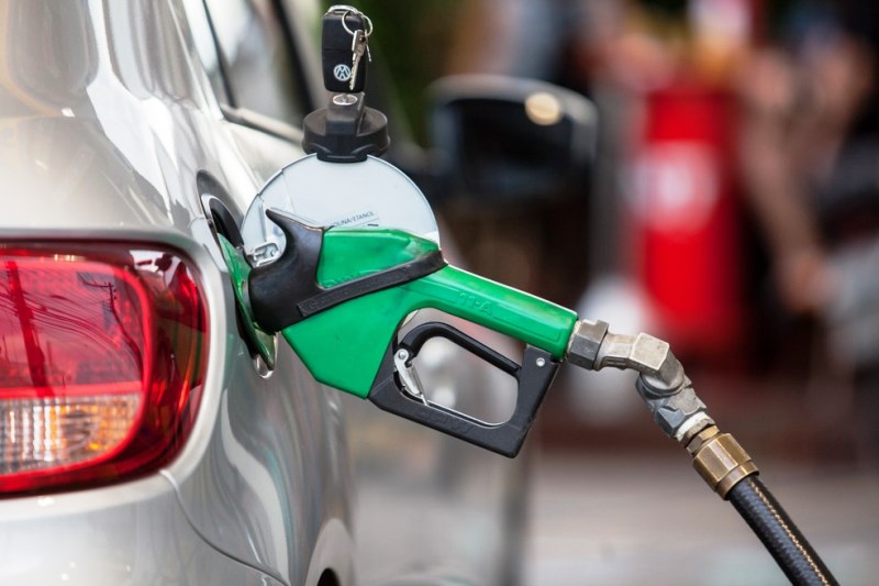 Diesel sobe nos postos apesar de cortes de preço da Petrobras