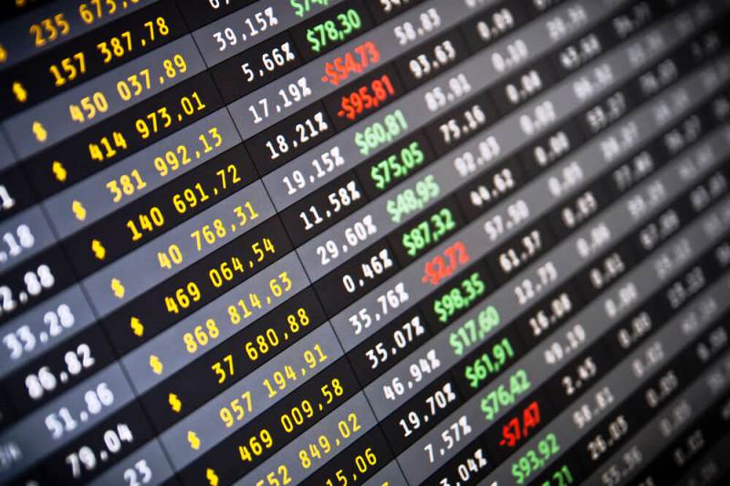 Carteiras recomendadas têm ganho abaixo do Ibovespa em 12 meses