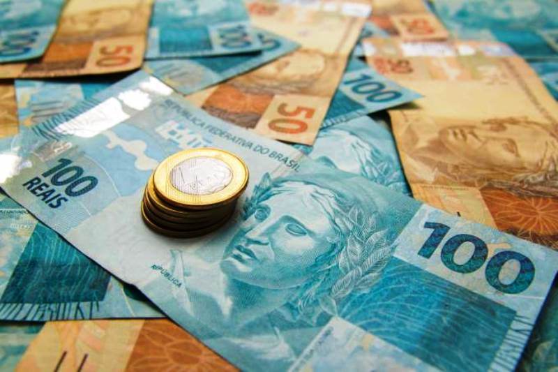 Governo corta projeção do salário mínimo em 2020