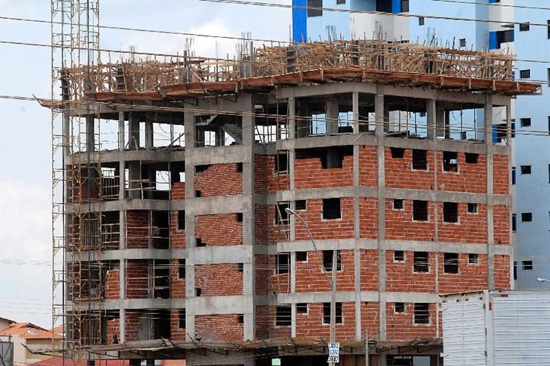 Sondagem mostra queda de atividade na construção em novembro
