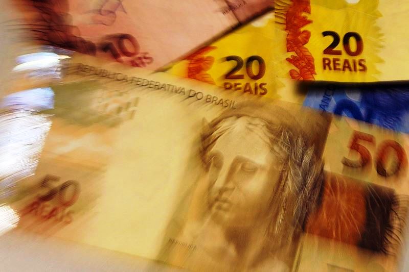 Dívida pública pode alcançar até 4,75 trilhões em 2020
