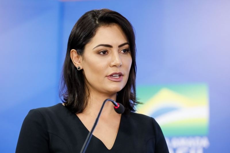 STF arquiva ação de Michelle Bolsonaro contra Erika Hilton