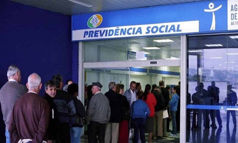 Aumento do mínimo eleva despesas em R$ 3,3 bilhões, diz IFI