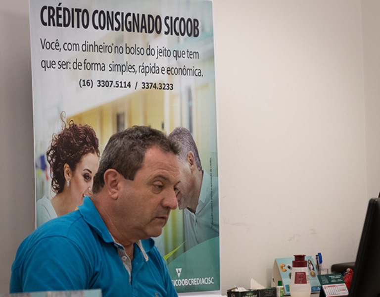 Crediacisc oferece consignado para não cooperados com taxas especiais