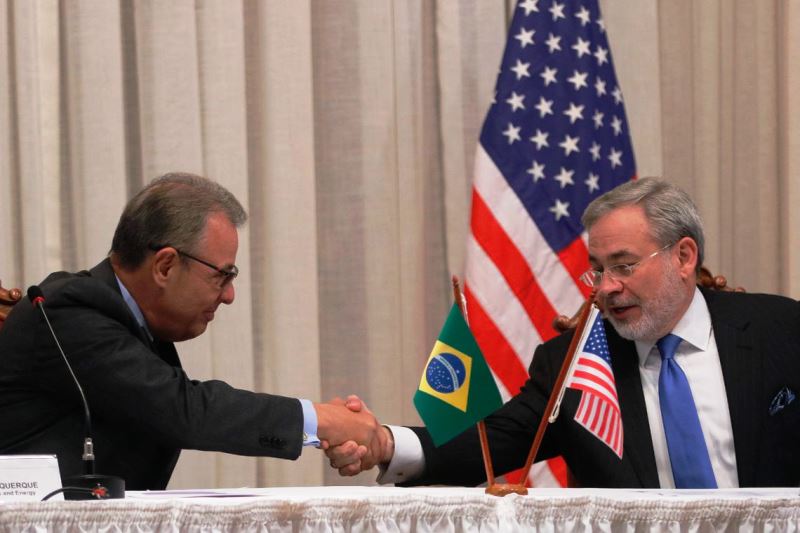 Brasil e EUA firmam acordos de cooperação