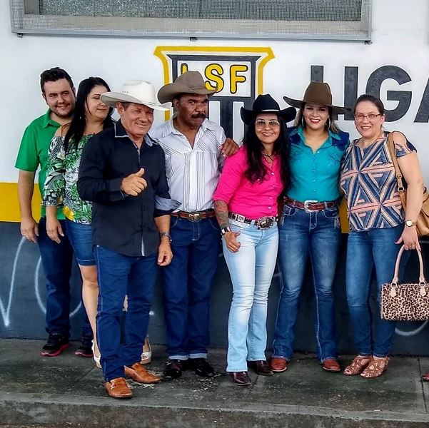 Mulheres são homenageadas no Clube da Viola de São Carlos