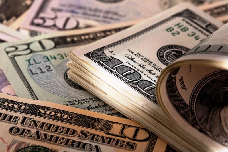 Iene, Libra e Euro se fortalecem ante dólar com coronavírus em foco