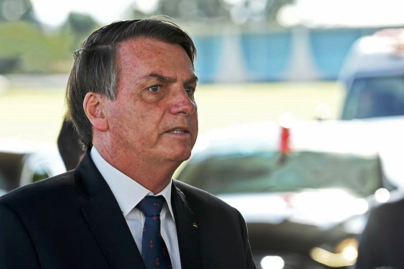 Bolsonaro revogou suspensão de contratos sem compensação ao trabalhador