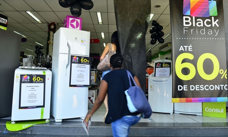 Faturamento do setor brasileiro de franquias aumenta 6,8% em 2019