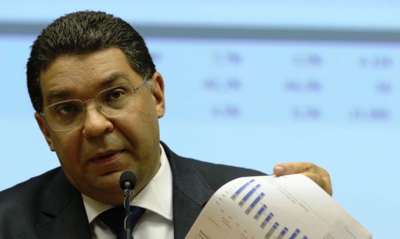 Mansueto: governo pode mudar meta de déficit primário se necessário