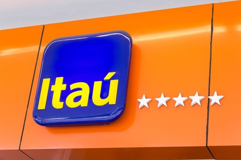 Clientes do Itaú relatam valores inconsistentes no extrato
