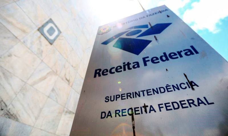 Arrecadação de impostos tem queda de 2,7% em fevereiro