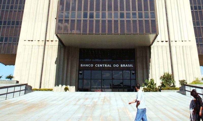 BC anuncia que pode liberar até R$ 650 bilhões na economia