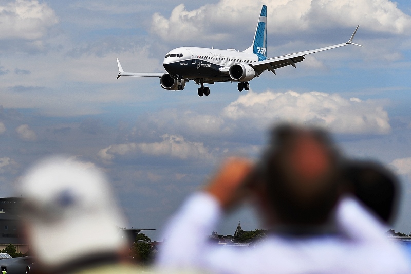 Boeing desiste de comprar área de aviação comercial da Embraer