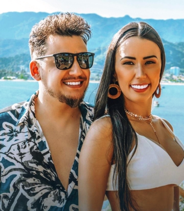 História de amor invade os palcos e garante sucesso por onde passa