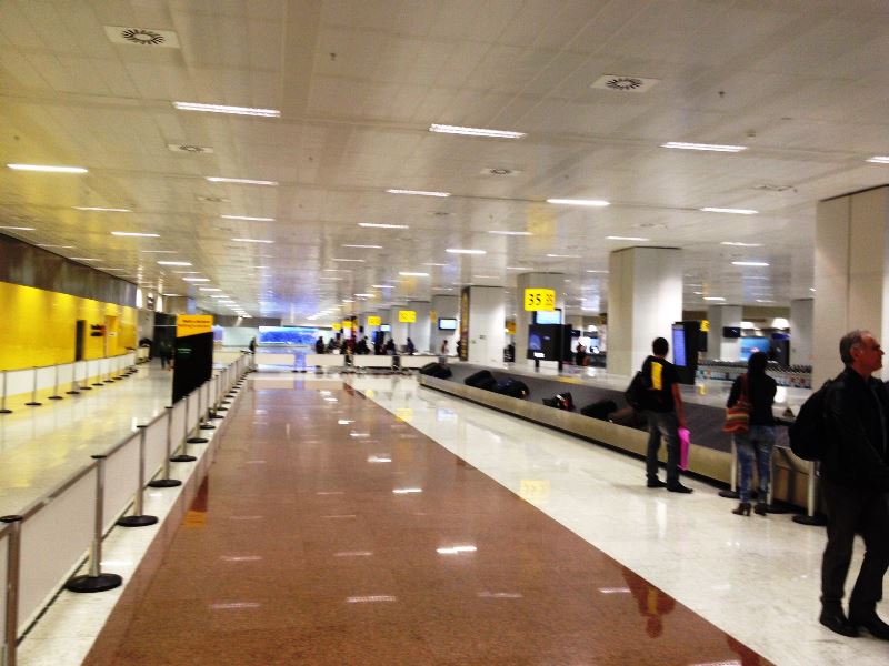 Aeroporto de Guarulhos fecha terminal por falta de voos