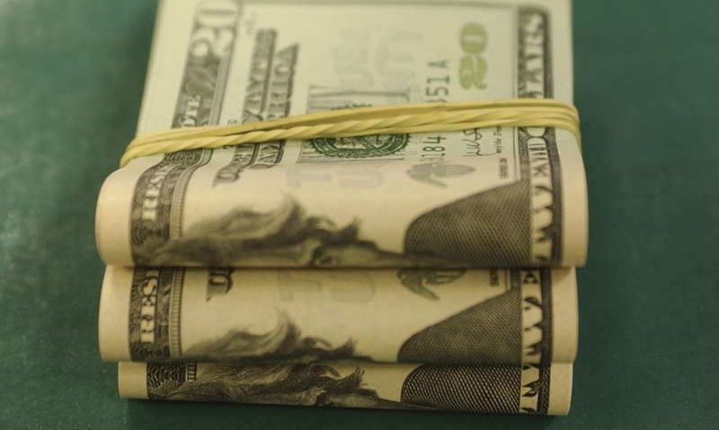 Dólar sobe pela quinta vez seguida e aproxima-se de R$ 5,27