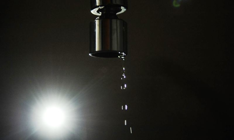 Quarentena poderá aumentar consumo residencial de água e energia