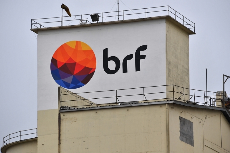 BRF reduz prejuízo para R$ 38 milhões no 1º trimestre