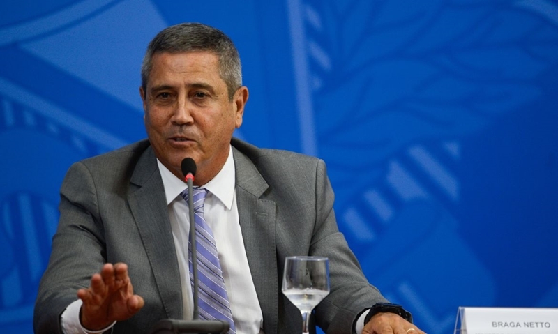 Juiz auxiliar de Moraes mantém prisão de Braga Netto após audiência de custódia