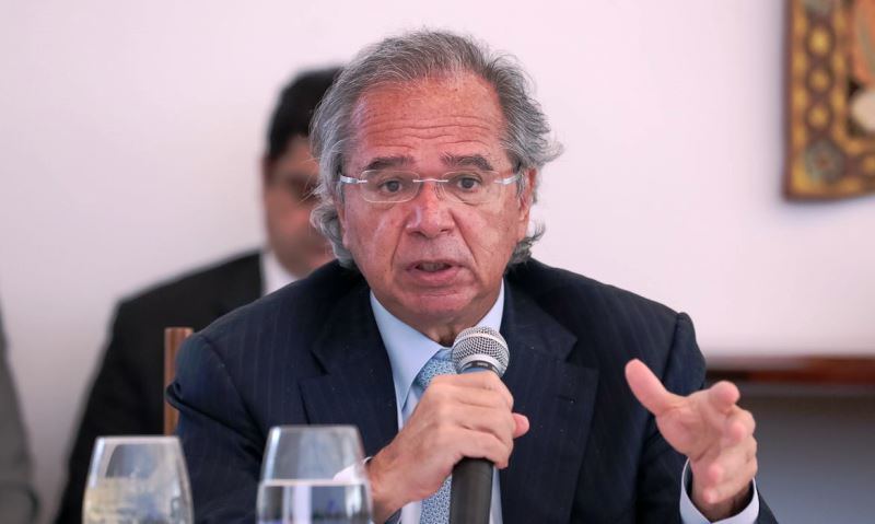 Guedes diz que retomará reformas após passar a situação emergencial