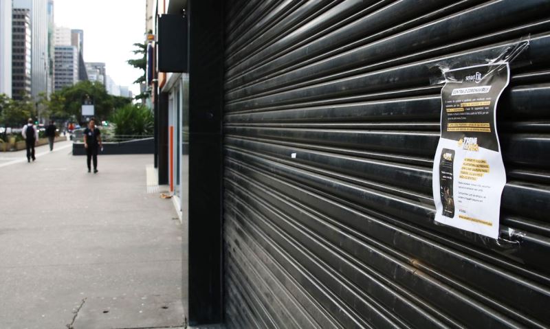 Confiança do empresário do comércio cai 20,9% de abril para maio