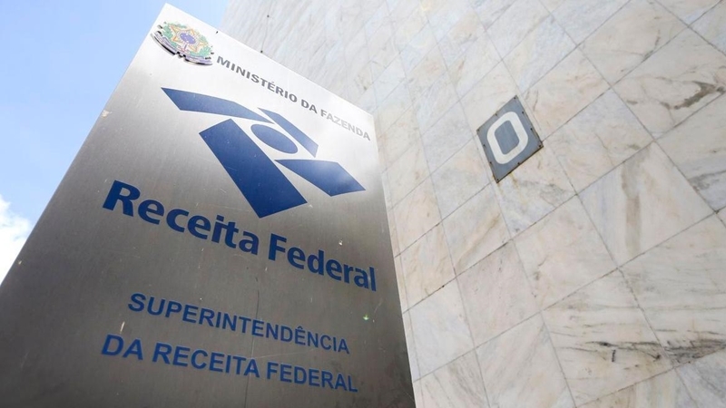 Receita Federal suspende o débito automático de prestações