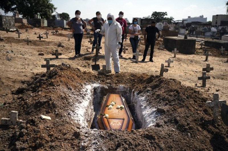 Brasil se aproxima de 90 mil mortes