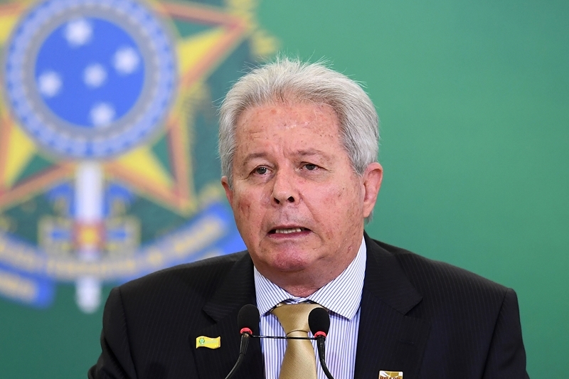 Presidente do BB, Rubem Novaes, entregou pedido de renúncia a Guedes e Bolsonaro