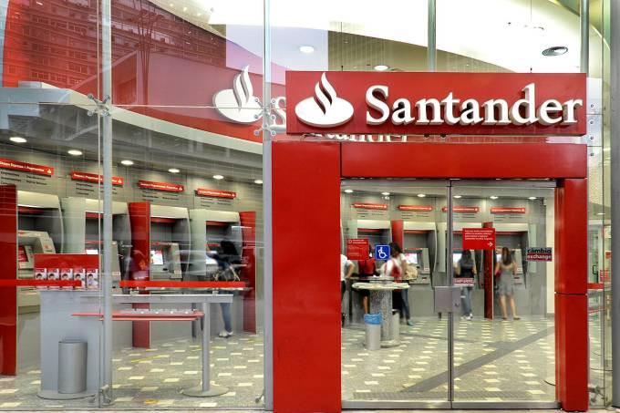 Santander faz acordo para financiamento