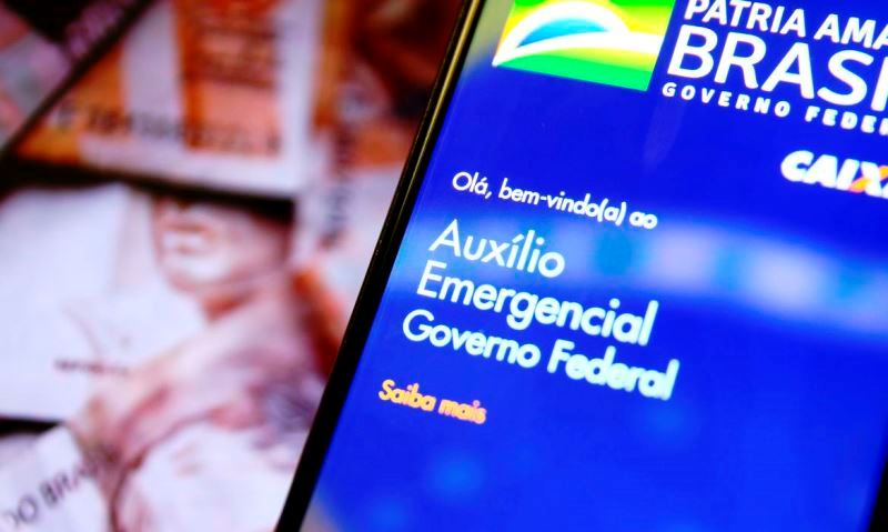 Caixa paga auxílio emergencial para 5,9 milhões de beneficiários