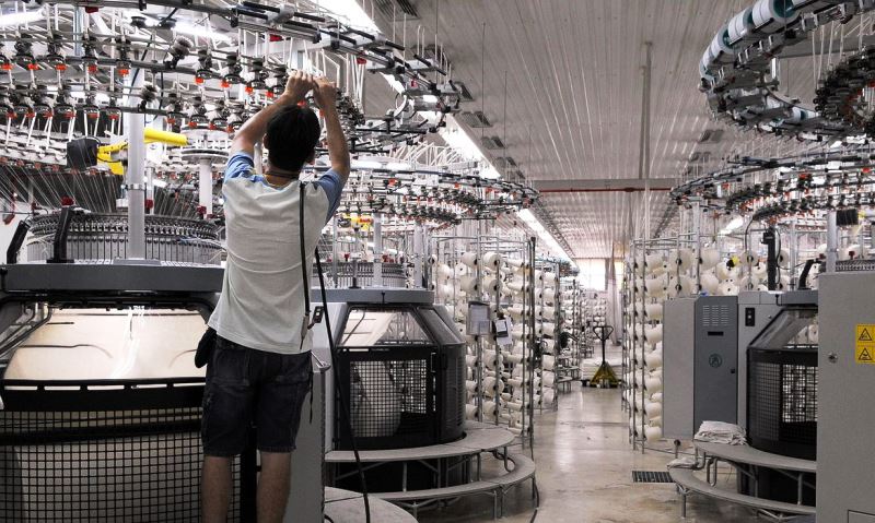 Atividade na indústria paulista registra aumento de horas trabalhadas