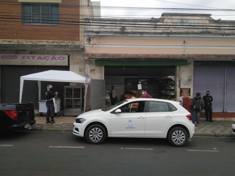 Força Tarefa impede baile Funk, interdita igreja com aglomeração de pessoas e autua bares em São Carlos