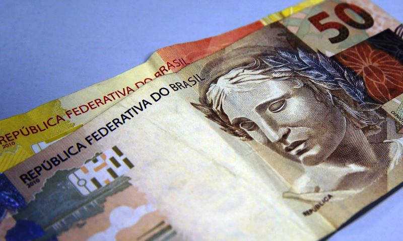 Copom interrompe sequência de queda e mantém Selic em 2% ao ano