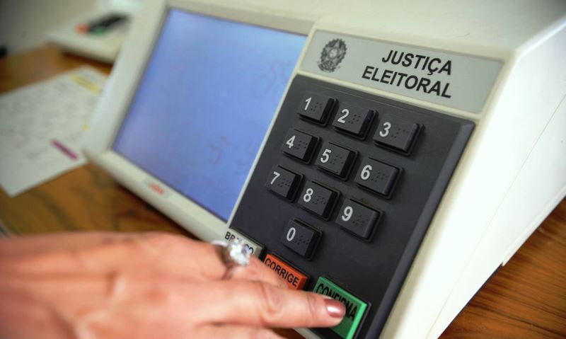 TSE inclui em normas eleitorais medidas sanitárias contra a Covid-19