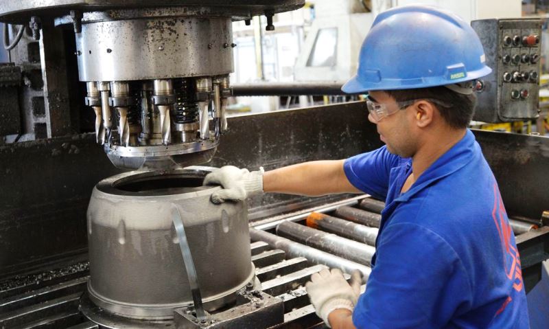 Setembro tem aumento de 5,8% na demanda por bens industriais