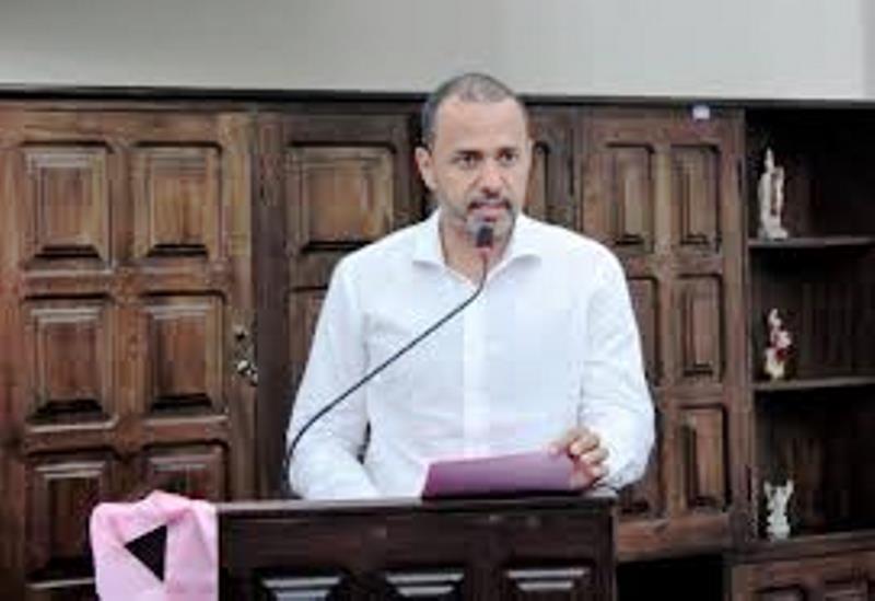 Vaguinho Basto é reeleito com 422 votos