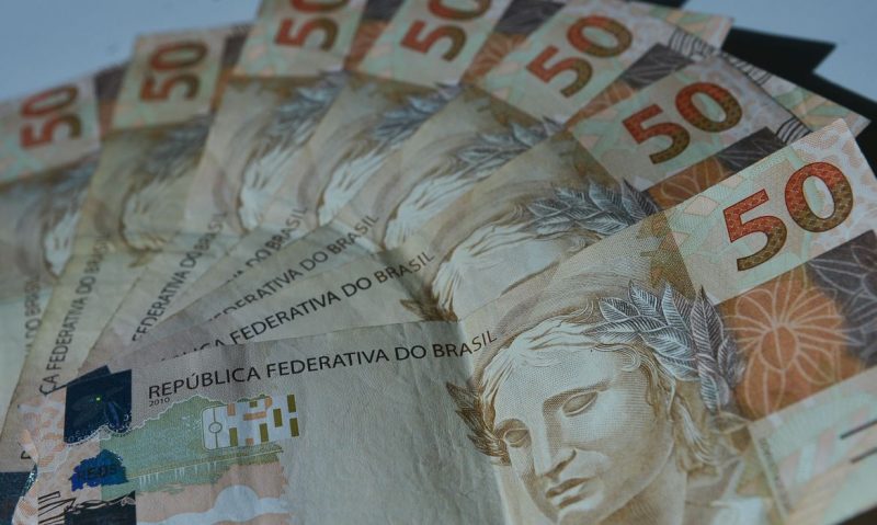 Contas públicas têm déficit de R$ 64,5 bilhões em setembro