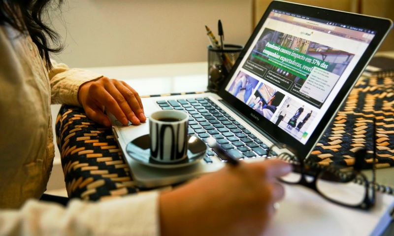 Trabalho remoto cai em outubro pelo segundo mês consecutivo