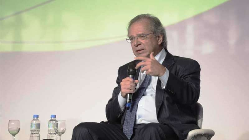 Governo terá nova meta fiscal