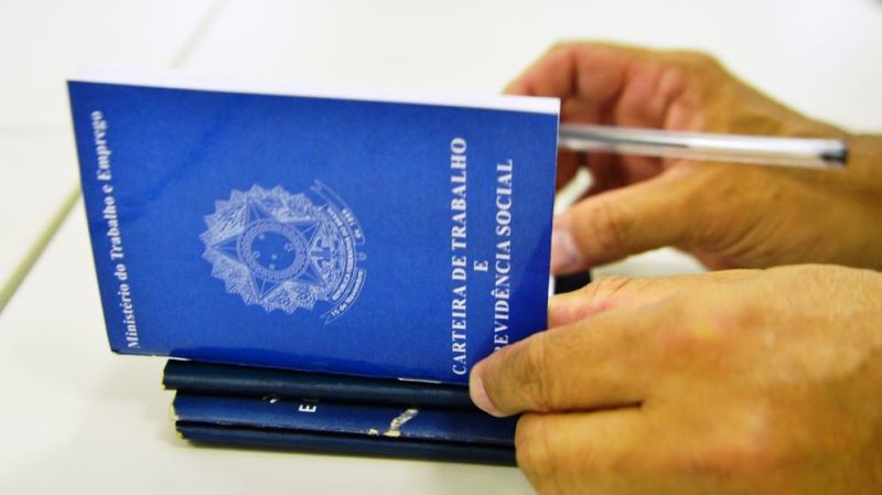 Indicador do mercado de trabalho registra piora