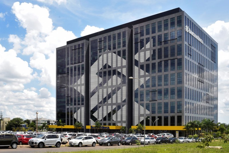 Banco do Brasil fechará 112 agências