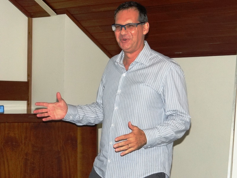 Economista afirma que governo municipal deve investir no social