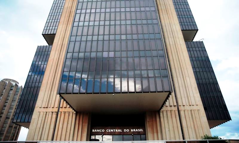 Mercado reduz projeção para crescimento