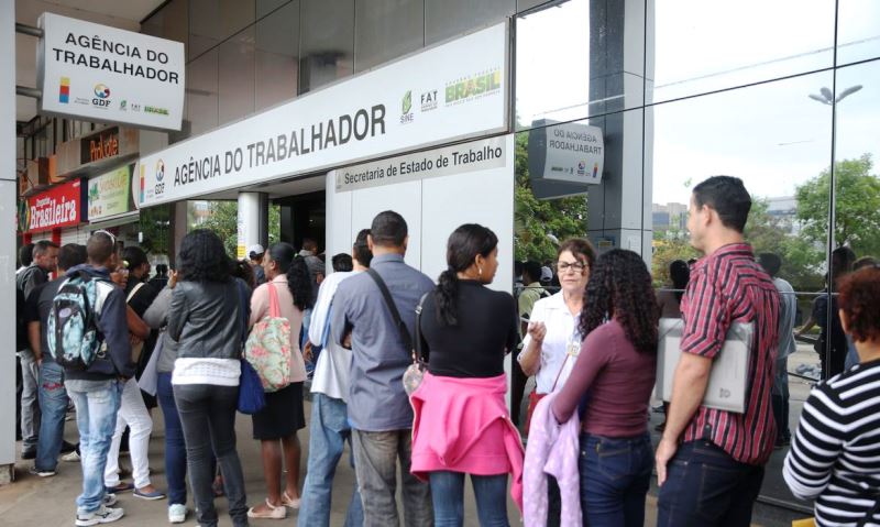 Taxa média de desemprego é recorde em 20 Estados