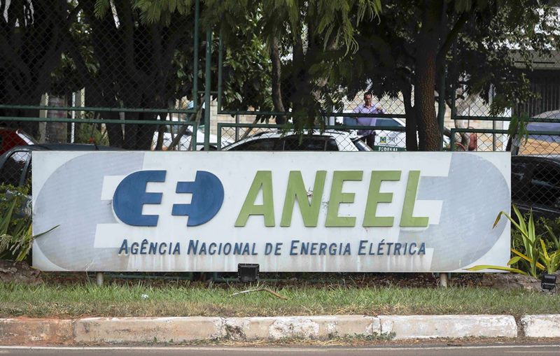 Aneel abre consulta de edital previsto para dezembro