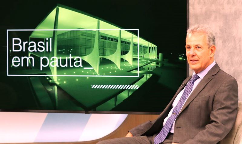 Governo analisa programa de auxílio a famílias mais pobres