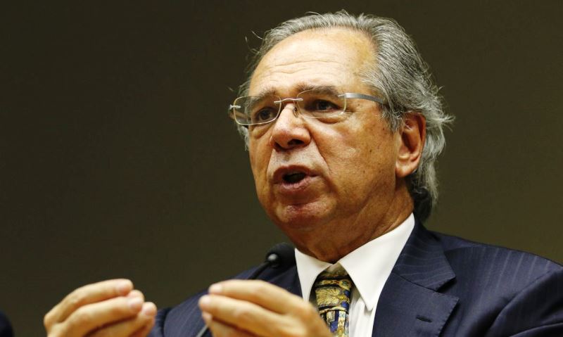 Governo discute uso de privatizações para bancar renda básica